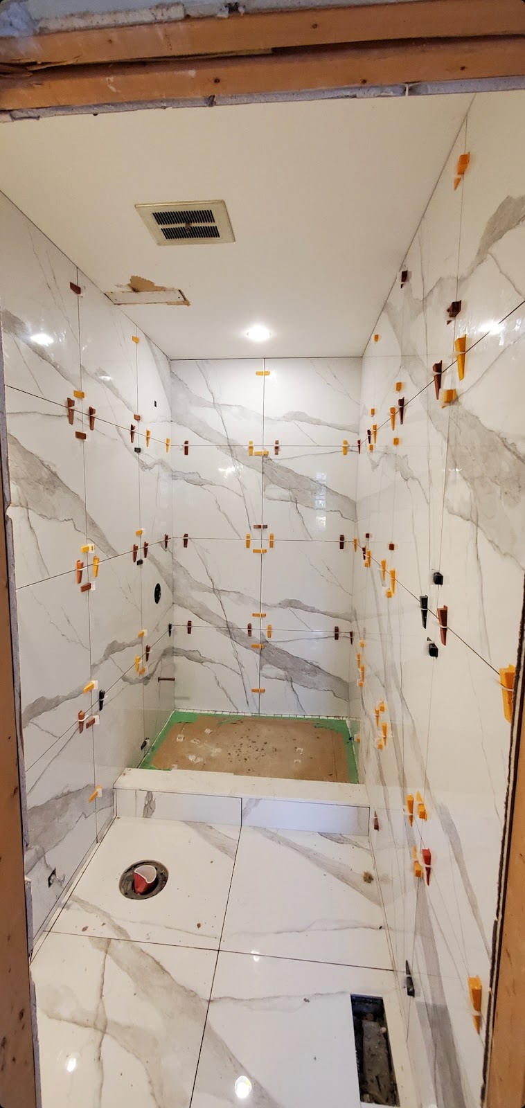 Falcon Tiling | 8 Tanjoe Crescent, North York, ON M2M 1P7, Canada | Phone: (647) 739-4651