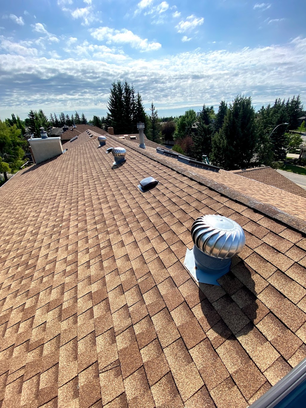 EZ Roof Repair | roofing contractor | 3101 Tuscarora Manor NW, Calgary, AB T3L 2J9, Canada | 4034047610 OR +1 403-404-7610