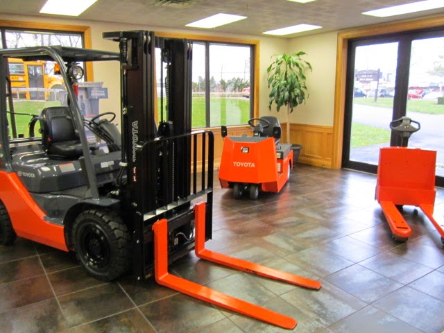 JIT Toyota-LIft | 999 Harlem Rd, West Seneca, NY 14224, USA | Phone: (716) 893-6105
