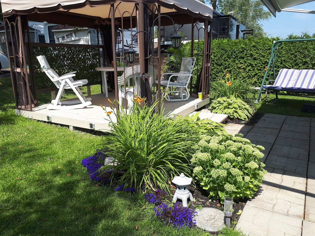 Camping Alouette | Camping VR et chalets Parkbridge | 3449 De LIndustrie, Saint-Mathieu-de-Beloeil, QC J3G 4S5, Canada | Phone: (450) 464-1661