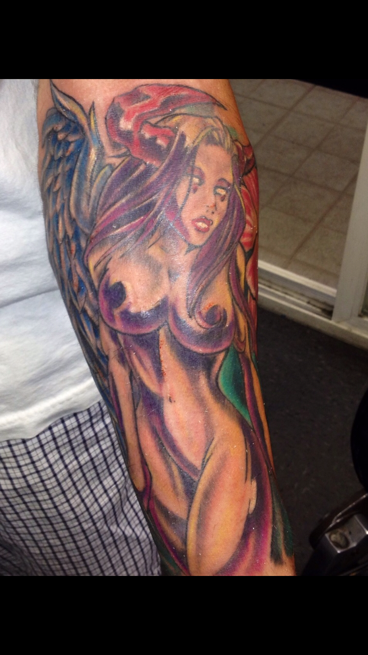 Urban Graffiti Custom Tattoos and Body Piercing | 1113 St Marys Rd, Winnipeg, MB R2M 3T7, Canada | Phone: (204) 231-8144