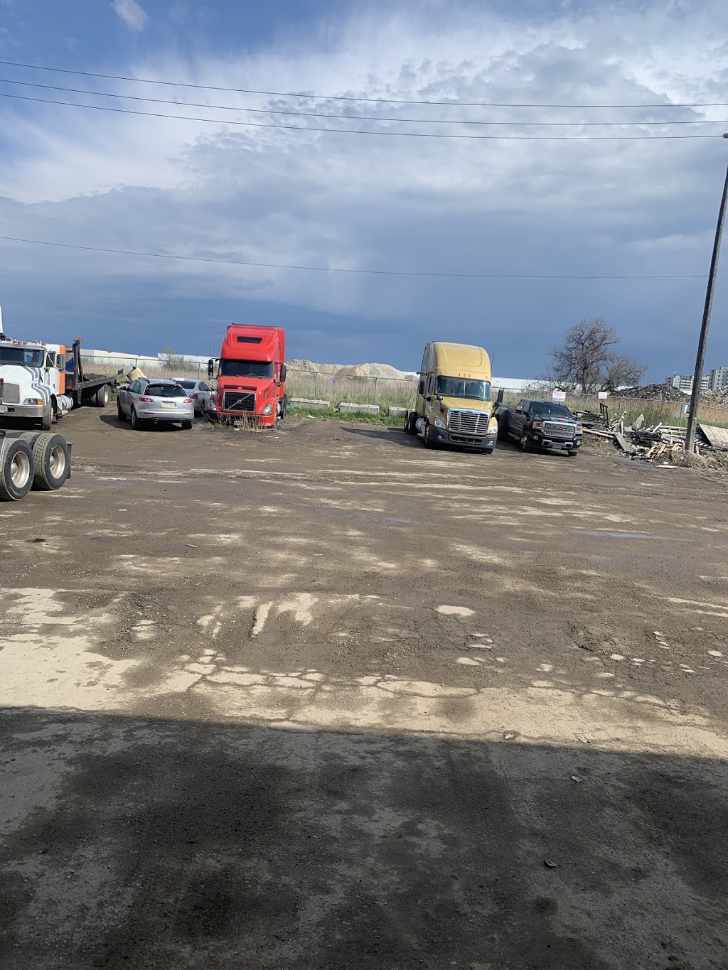 Doaba Truck Lube & Wash Service | 273 Glidden Rd, Brampton, ON L6W 1H9, Canada | Phone: (905) 230-3366