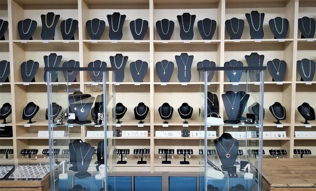 Le Somerset Boutique | 1597 Av. Saint-Louis, Plessisville, QC G6L 2N1, Canada | Phone: (819) 789-1345