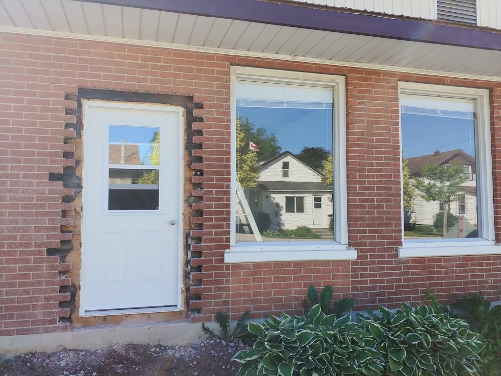Jonathan Harvey - Royal LePage Don Hamilton Real Estate | 44 Arthur St E, Harriston, ON N0G 1Z0, Canada | Phone: (519) 261-0213