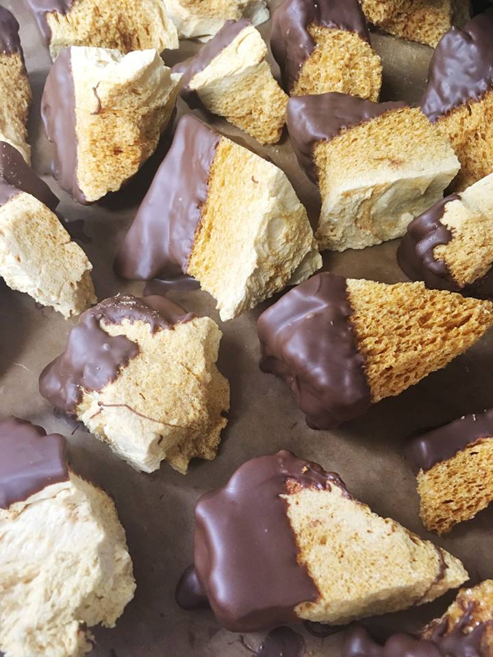 Rocky Mountain Chocolate Factory Saskatoon | Center Mall 560-3510 8th Street East, Saskatoon, SK S7H 0W6, Canada | Phone: (306) 244-2462
