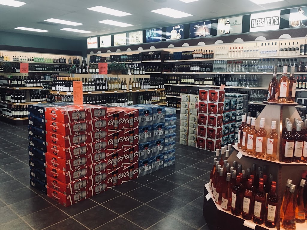 Duty Free Lacolle | 303 Rte 221 sud, Lacolle, QC J0J 1J0, Canada | Phone: (450) 246-2339
