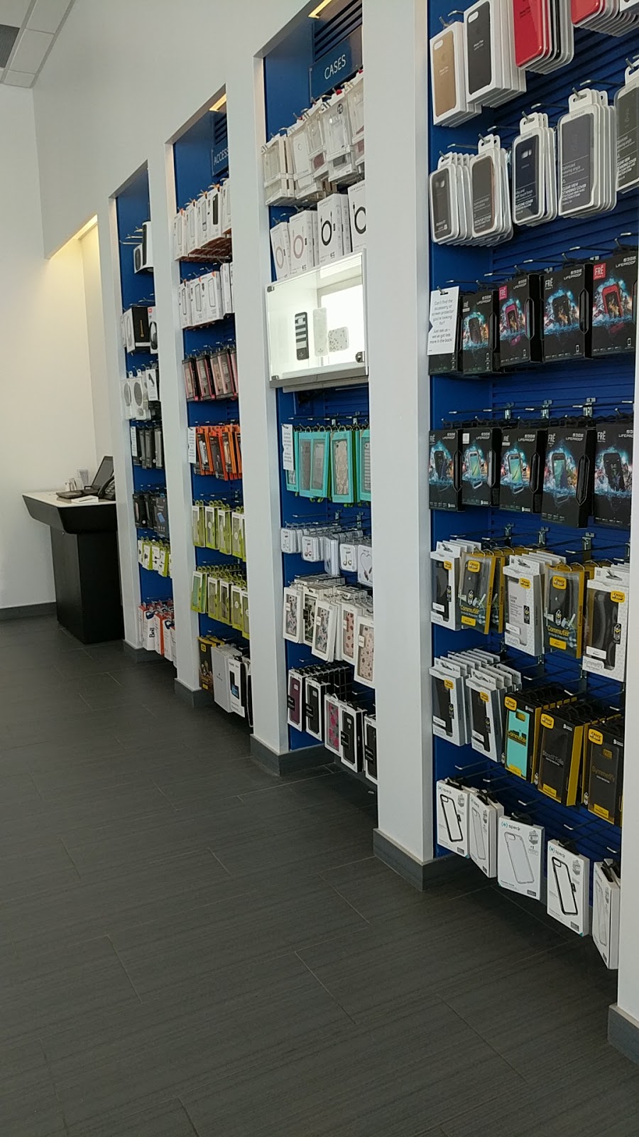 Bell | 9342 Bathurst St #11, Maple, ON L6A 4N9, Canada | Phone: (289) 304-8800