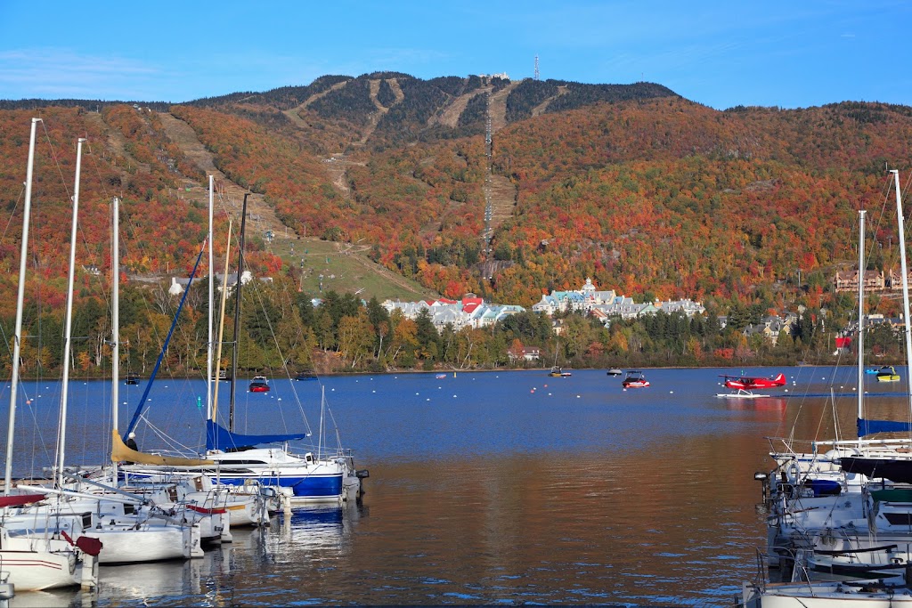 Auberge le Manitonga Hostel | 2213 Chem. du Village, Mont-Tremblant, QC J8E 1K4, Canada | Phone: (819) 425-6008