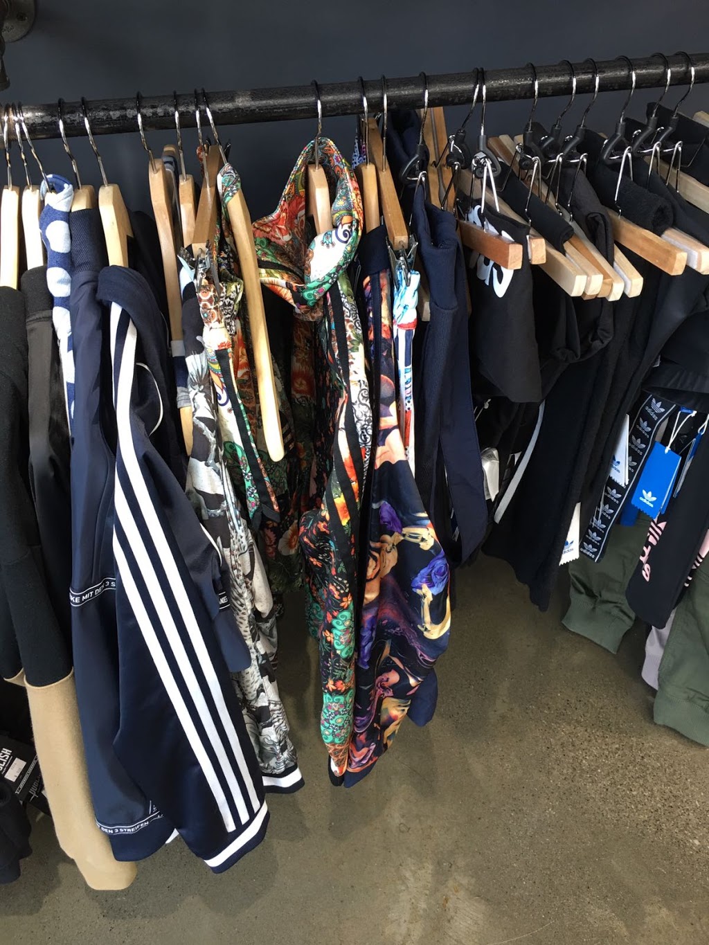 Solestop | 179 Enterprise Blvd m105, Unionville, ON L6G 0E7, Canada | Phone: (416) 273-4534
