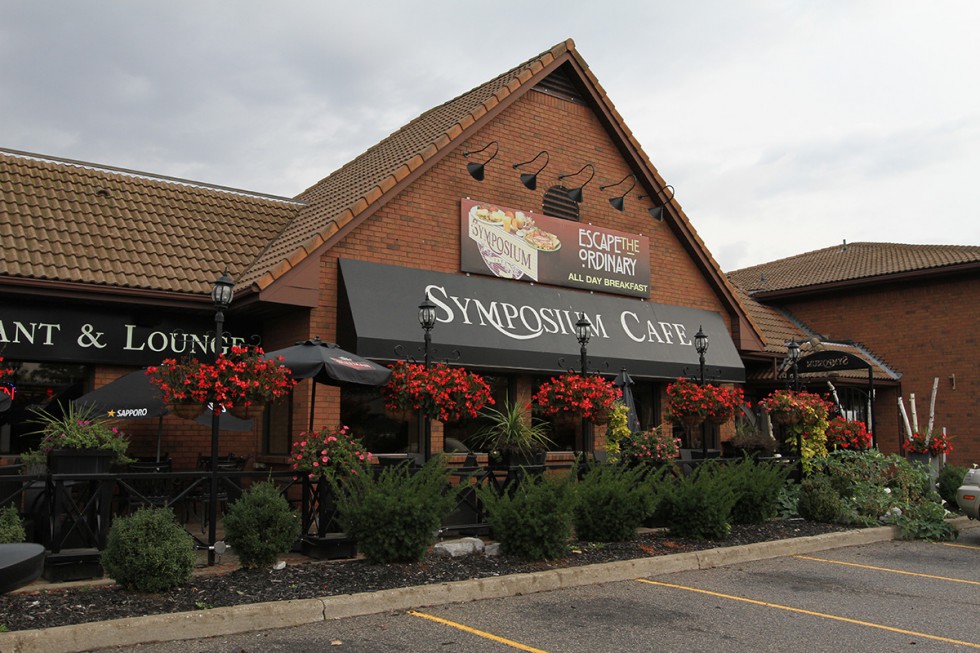 Symposium Cafe Restaurant & Lounge | 58 King George Rd, Brantford, ON N3R 5K4, Canada | Phone: (519) 756-2023