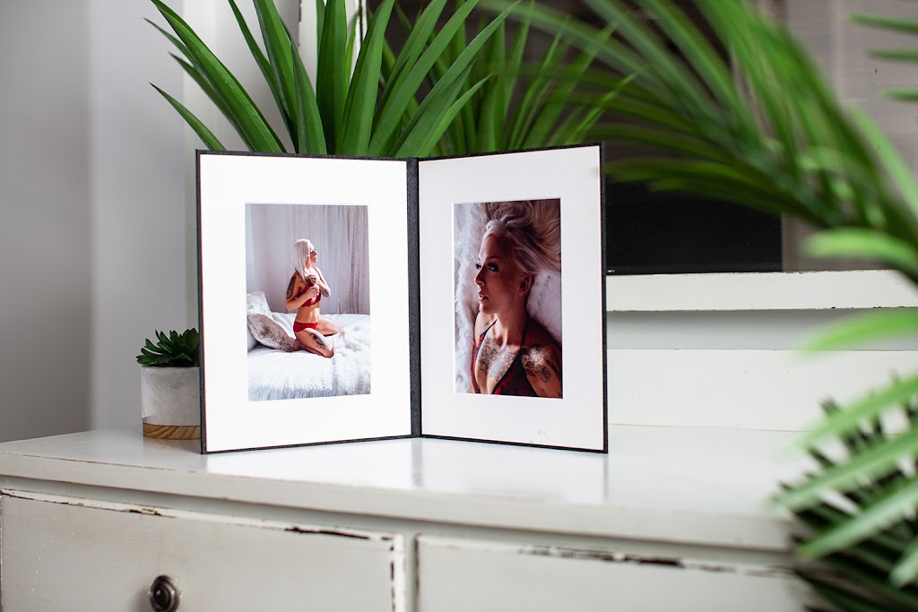 Re Bastien Boudoir Photography | 4659 Arran Rd, Courtenay, BC V9N 9S6, Canada | Phone: (250) 650-4072