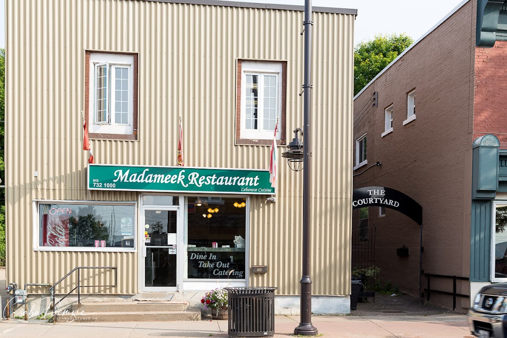 Madameek | 244 Pembroke St W, Pembroke, ON K8A 5N2, Canada | Phone: (613) 732-1000