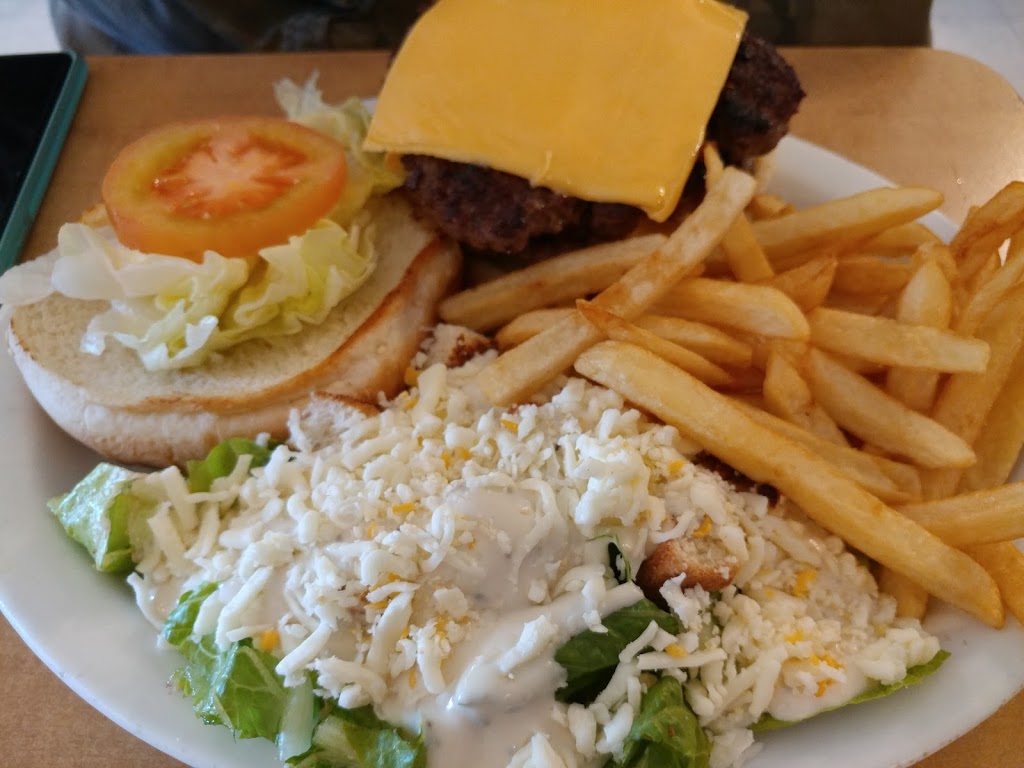 Highland Restaurant | 103 Commissioner St, Embro, ON N0J 1J0, Canada | Phone: (519) 475-0549