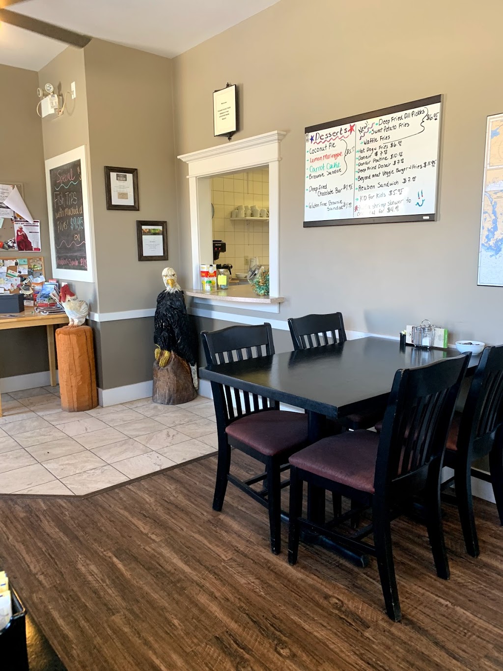 Ralphs Downeast Diner Ltd | 13080 Nova Scotia Trunk 7, Lake Charlotte, NS B0J 1Y0, Canada | Phone: (902) 845-2202
