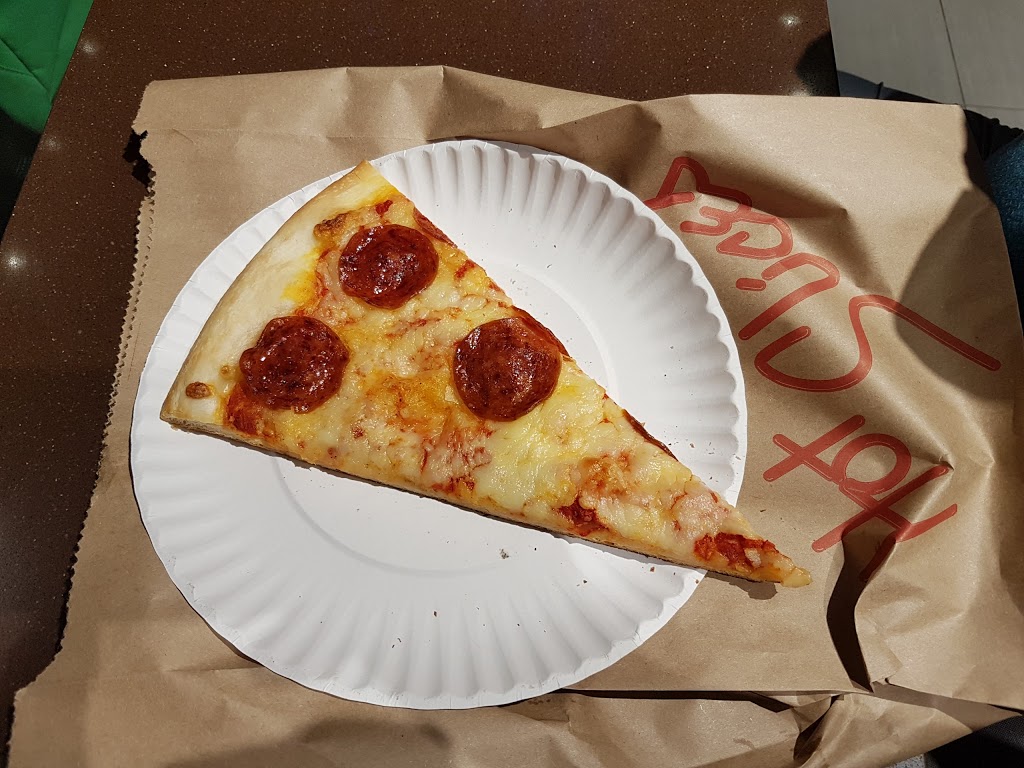 Pizzaville | 7025 Danton Promenade, Mississauga, ON L5N 5E5, Canada | Phone: (416) 736-3636