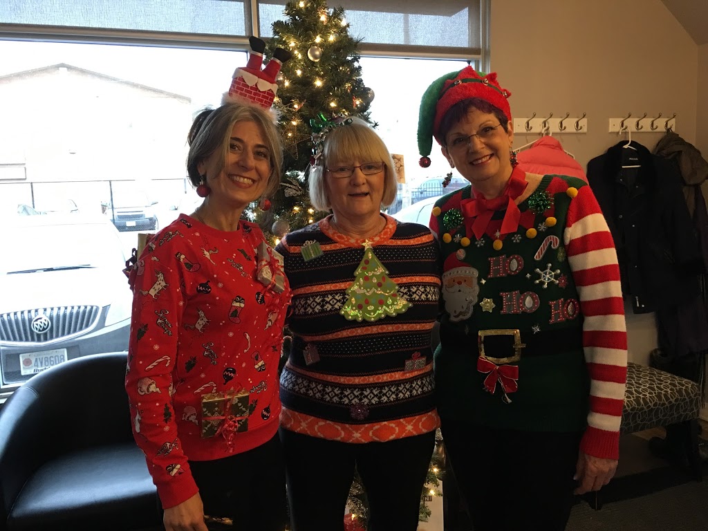 The Follicle, Burlingtons Spa | 433 Guelph Line #1, Burlington, ON L7R 3L7, Canada | Phone: (905) 681-0277