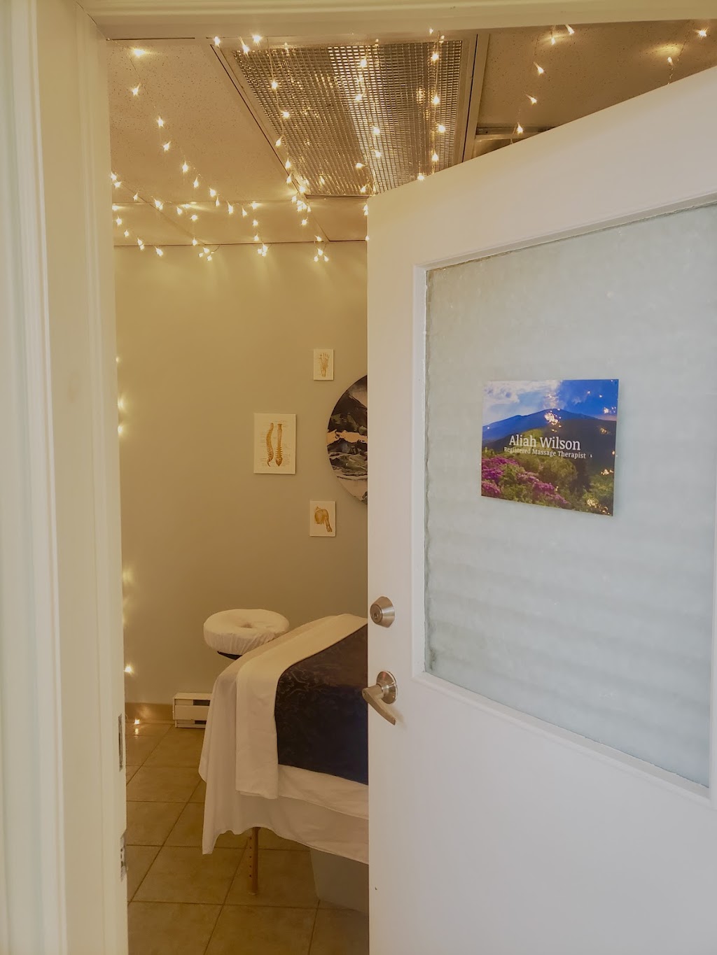 Registered Massage Therapy in the Hub - Aliah Wilson, RMT | 1 Commercial St, Truro, NS B2N 3H8, Canada | Phone: (902) 957-7510