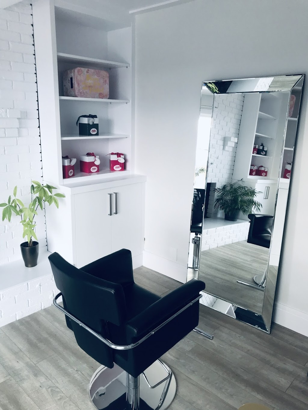 Evolve Hair Care Inc. | 13 Cranarch Place SE, Calgary, AB T3M 0W5, Canada | Phone: (403) 999-9292