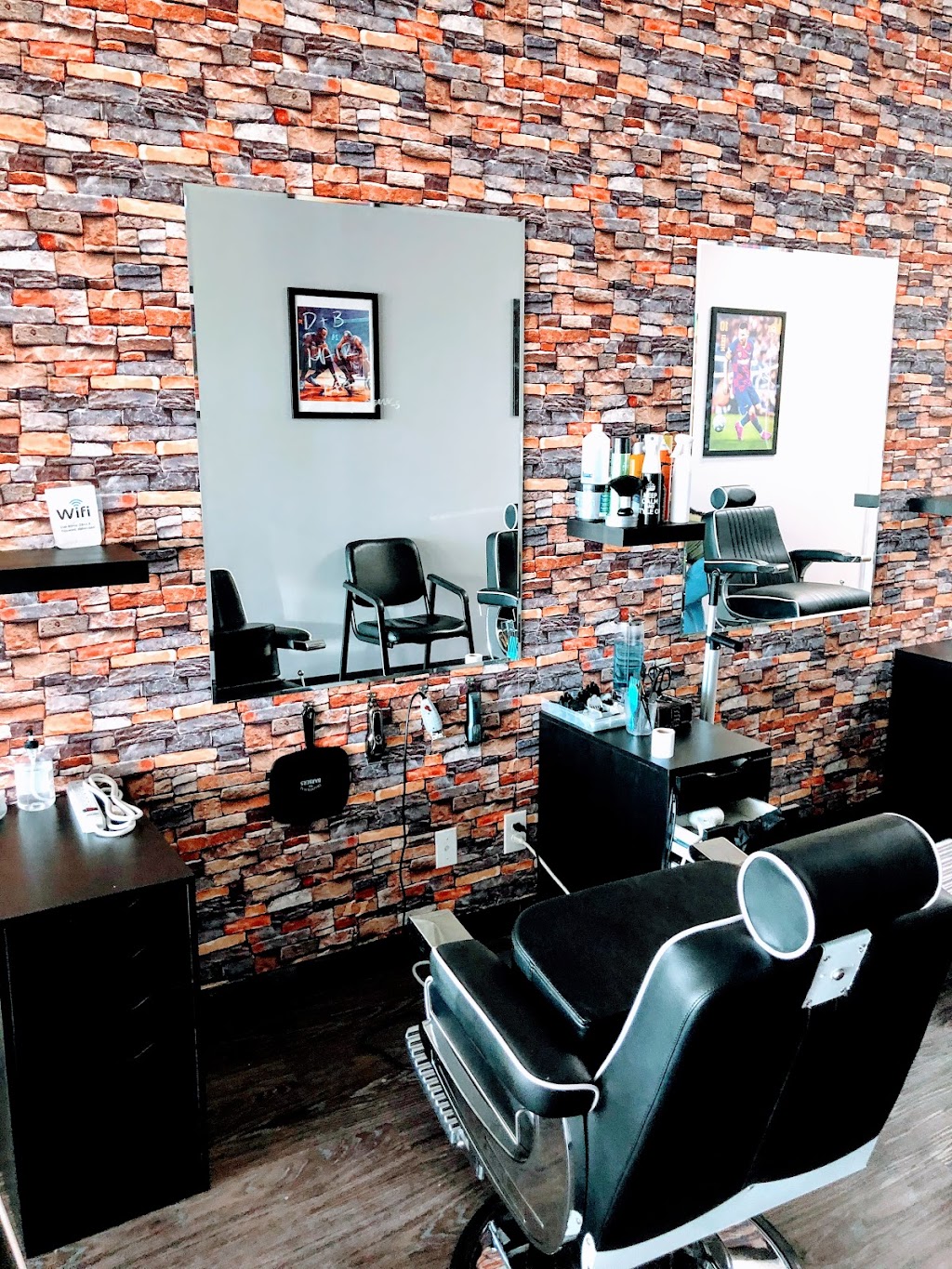 Classic Cuts Barber Shop | 3017 66 St NW, Edmonton, AB T6K 4B2, Canada | Phone: (780) 757-3588