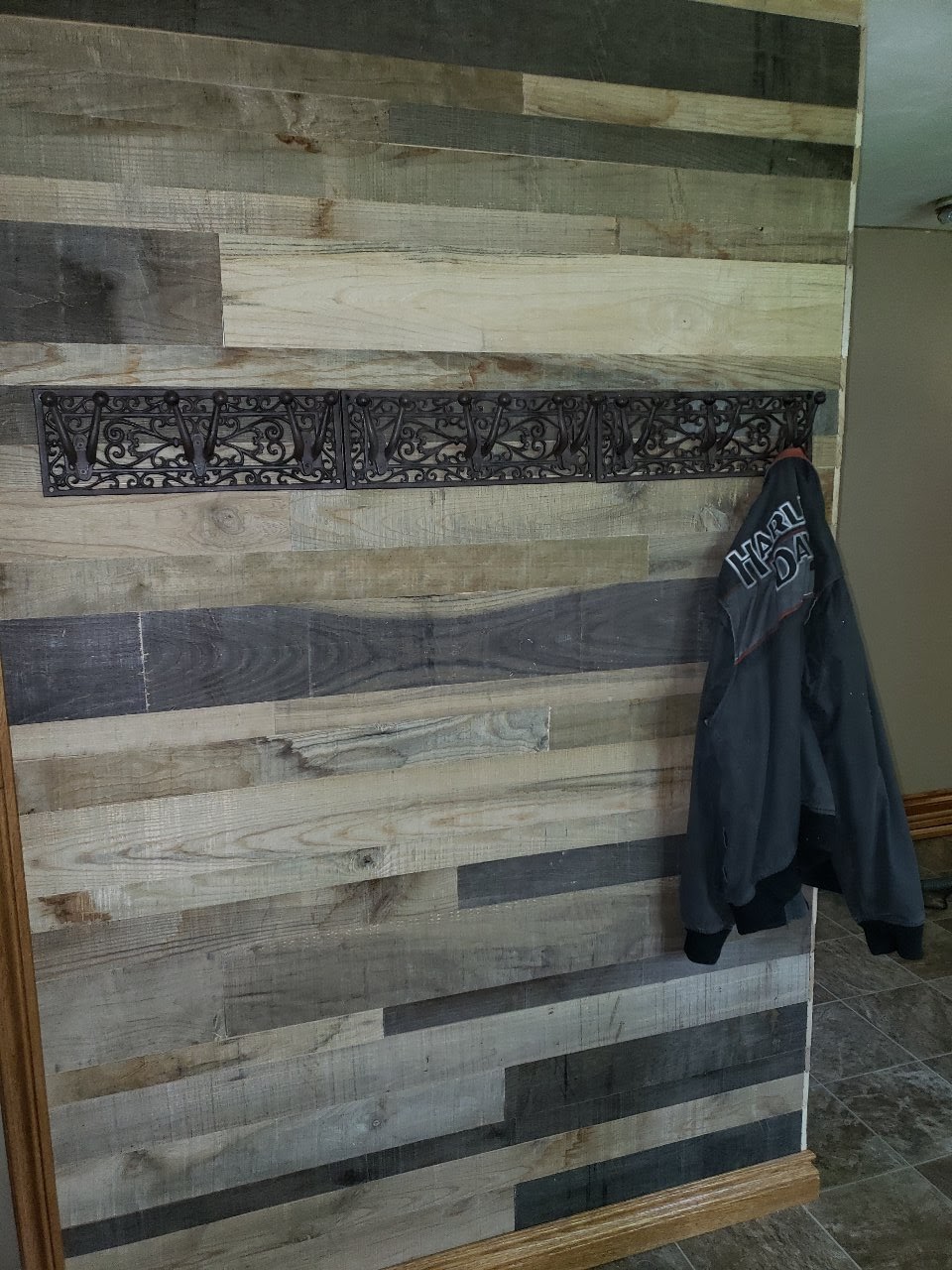 BreezeWood Floors Tillsonburg | 1300 Jackson Side Rd, Tillsonburg, ON N4G 4G7, Canada | Phone: (519) 688-3553