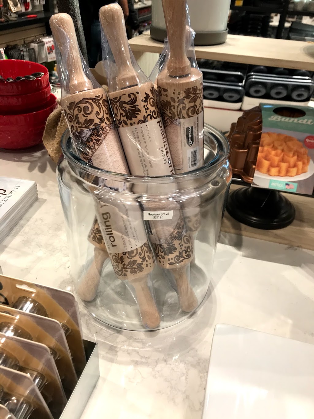 Boutique RICARDO Québec | Accès porte E, 5401 Boulevard des Galeries, Québec, QC G2K 1N4, Canada | Phone: (581) 300-6207