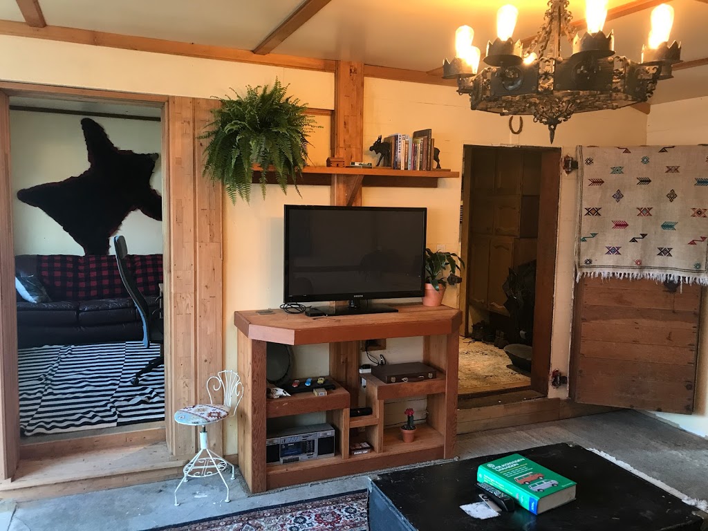 VIVID VANS | 6-2276 Cowichan Bay Rd, Cowichan Bay, BC V0R 1N1, Canada | Phone: (778) 922-1429