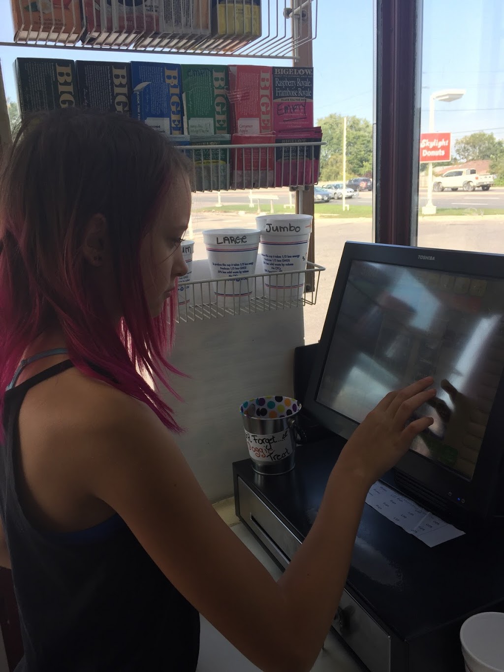 Skylight Donuts Drive Thru | 300 Waverley Rd, Bowmanville, ON L1C 3K3, Canada | Phone: (905) 623-6847