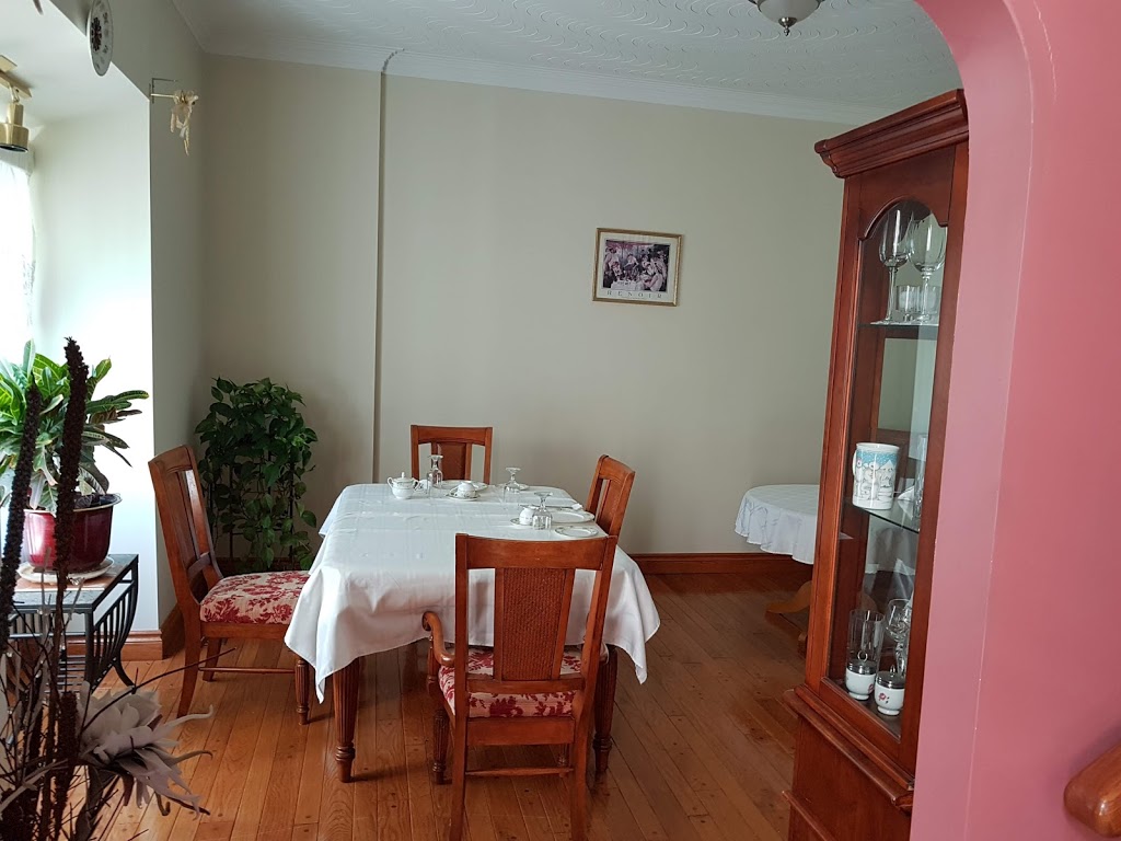 Stirling B&B | 282 Edward St, Stirling, ON K0K 3E0, Canada | Phone: (343) 263-4151