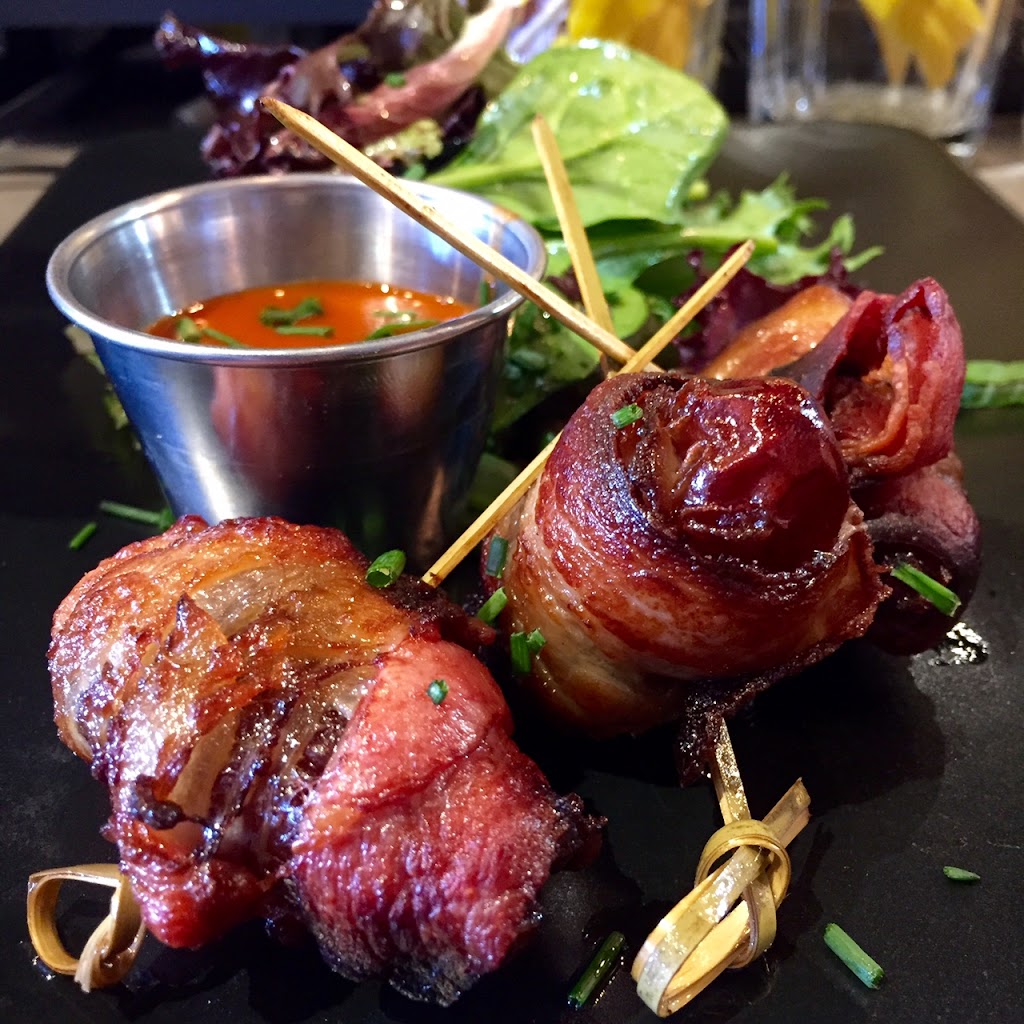 Notre-Boeuf-De-Grâce | 3834 Boulevard Cote Vertu Ouest, Saint-Laurent, QC H4R 1P8, Canada | Phone: (514) 331-6933