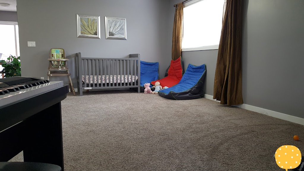 Dayhome in Edgemont NW | 292 Edgehill Dr NW, Calgary, AB T3A 2S3, Canada | Phone: (403) 351-1177
