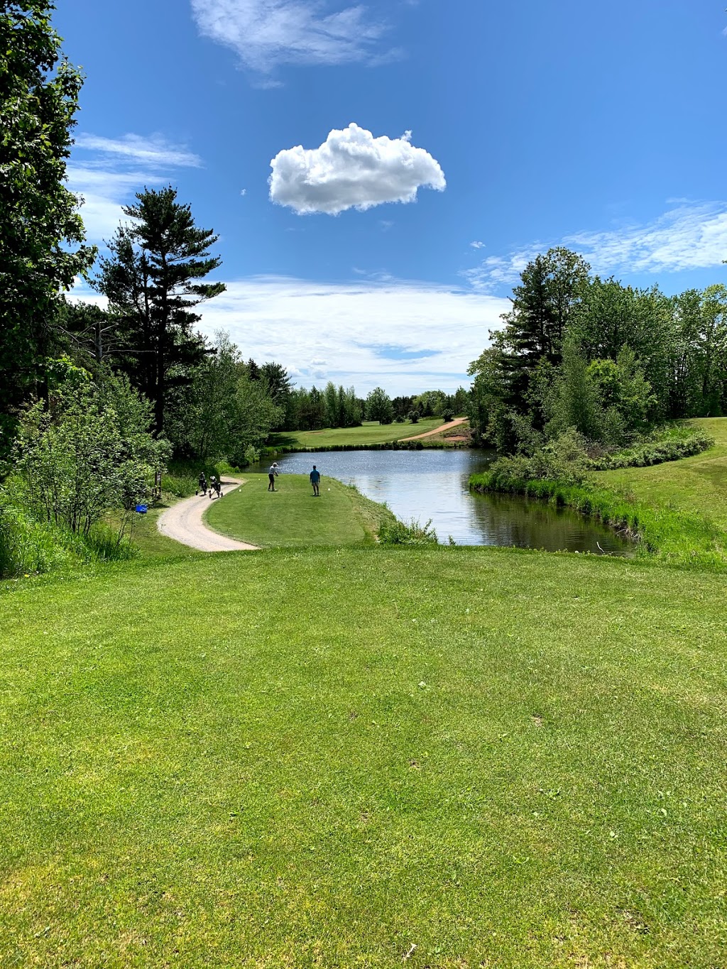 Eagle Crest Golf Course | 2075 Lakewood Rd, Centreville, NS B0P 1J0, Canada | Phone: (902) 679-3033