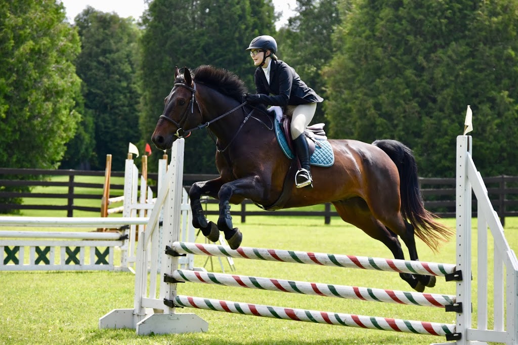 Parish Ridge Stables | 2377 Colling Rd, Burlington, ON L7P 0G5, Canada | Phone: (905) 331-7176