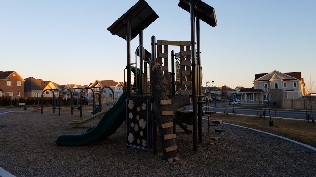 Town Of Whitby Park | Promenade Dr, Whitby, ON L1R 0J8, Canada