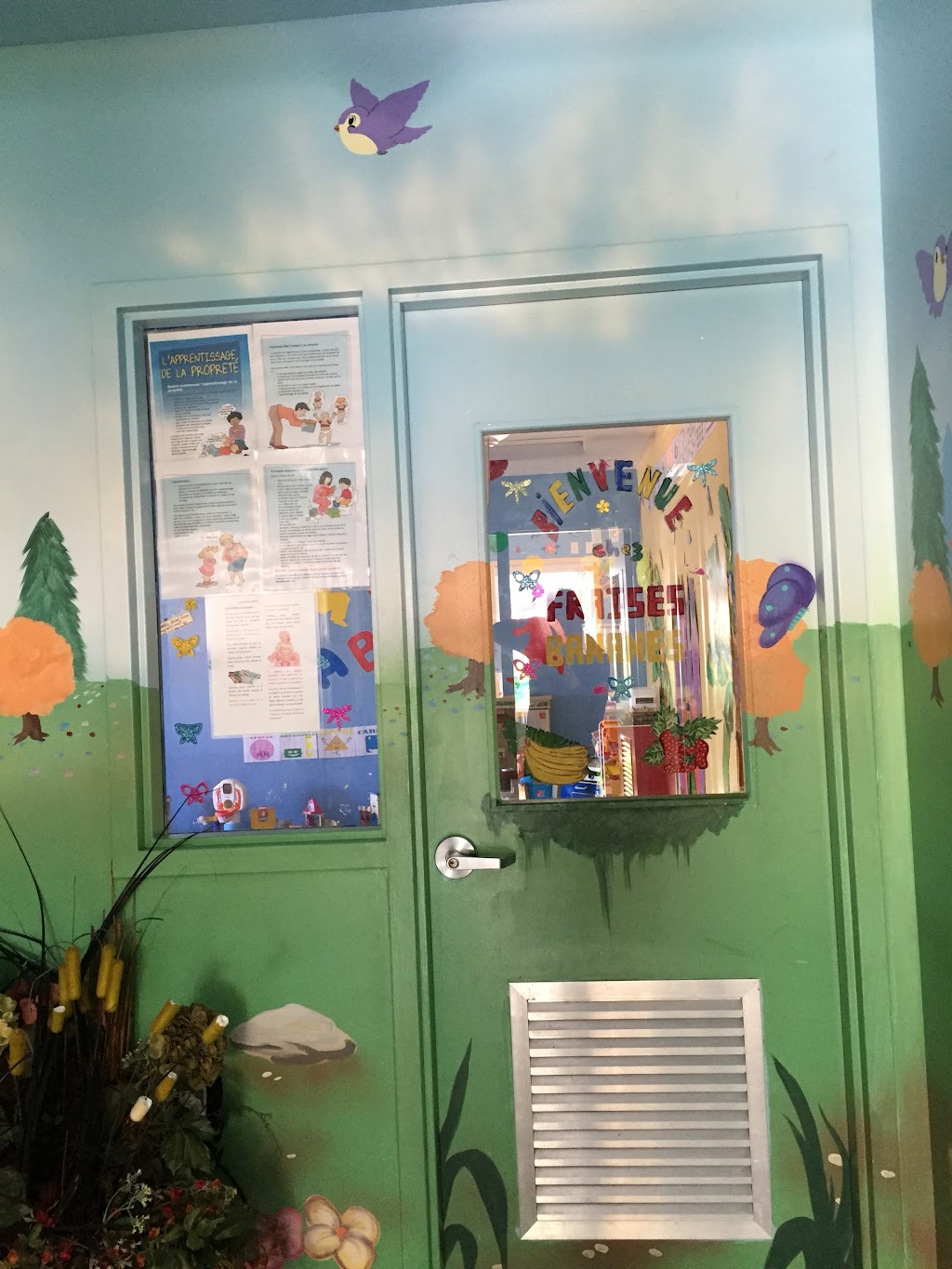 Nursery Educative Azul | 3129 Boulevard Lévesque O, Laval, QC H7V 1C6, Canada | Phone: (450) 934-4334