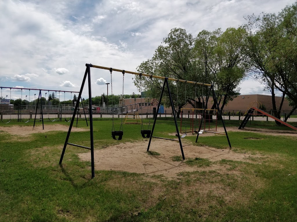 Kirkfield Westwod Community Centre (McBey Site) | 3160 Mcbey Ave, Winnipeg, MB R3K 0T7, Canada | Phone: (204) 889-8360
