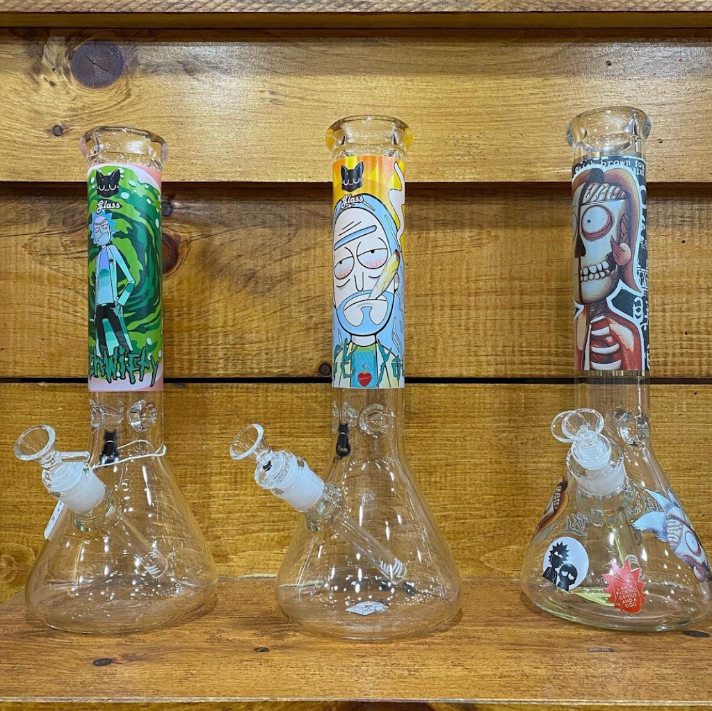 True North Cannabis Co - Goderich Dispensary | 4 Courthouse Square, Goderich, ON N7A 1M3, Canada | Phone: (226) 408-4131