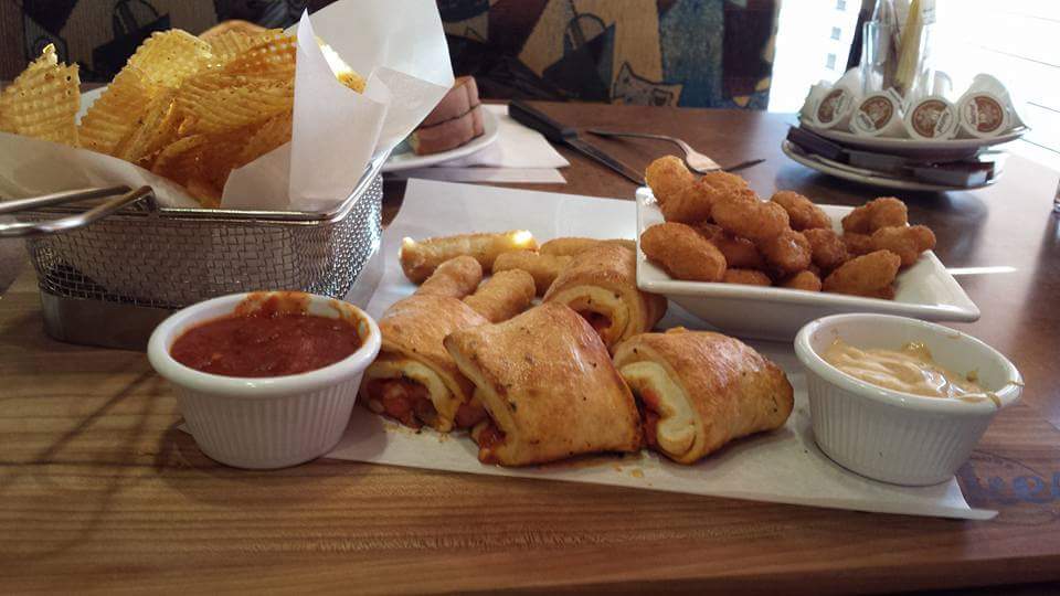 Mikes | 80 Rue Quévillon, Varennes, QC J3X 1B6, Canada | Phone: (450) 929-3030