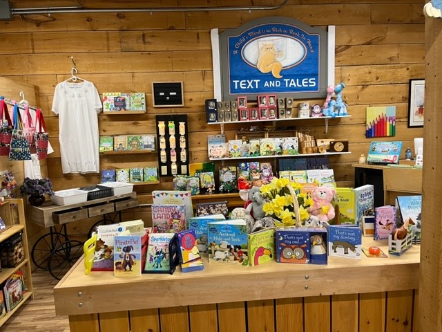 Text and Tales | St Jacobs Market Peddlers Village 2nd Aisle, 878 Weber St N, Woolwich, ON N2J 4A9, Canada | Phone: (519) 589-3226