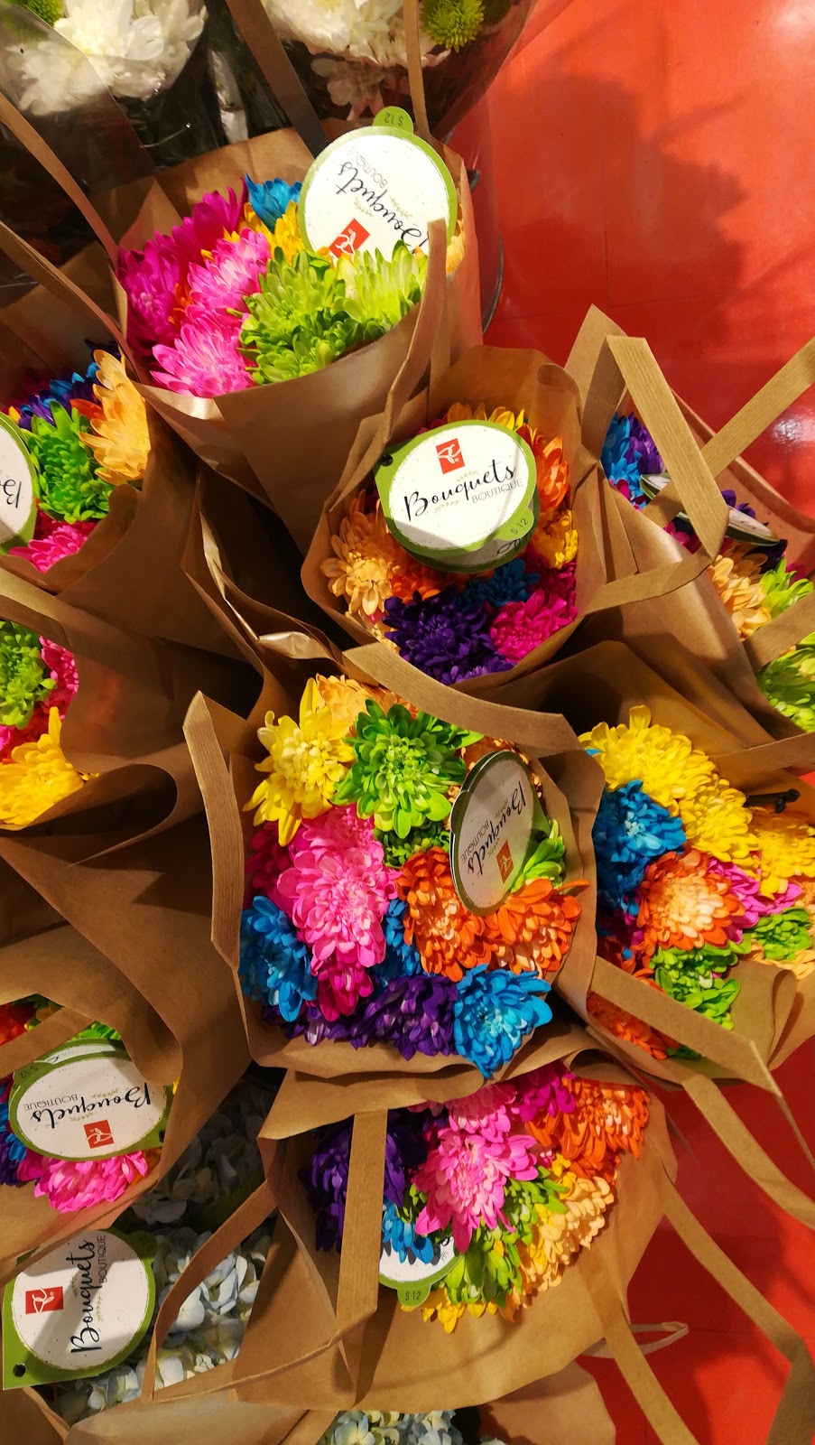 Loblaws | 845 Park Royal N #861, West Vancouver, BC V7T 1H9, Canada | Phone: (604) 922-1902