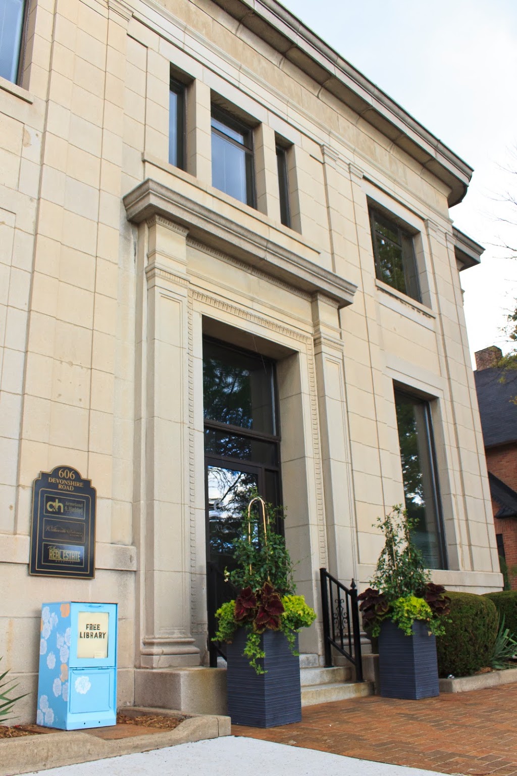 Akram Law | 606 Devonshire Rd Suite 202, Windsor, ON N8Y 2L8, Canada | Phone: (519) 252-3636