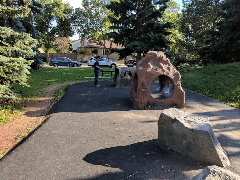 Bonnie Doon Park | 9240 93 St NW, Edmonton, AB T6C 3T6, Canada