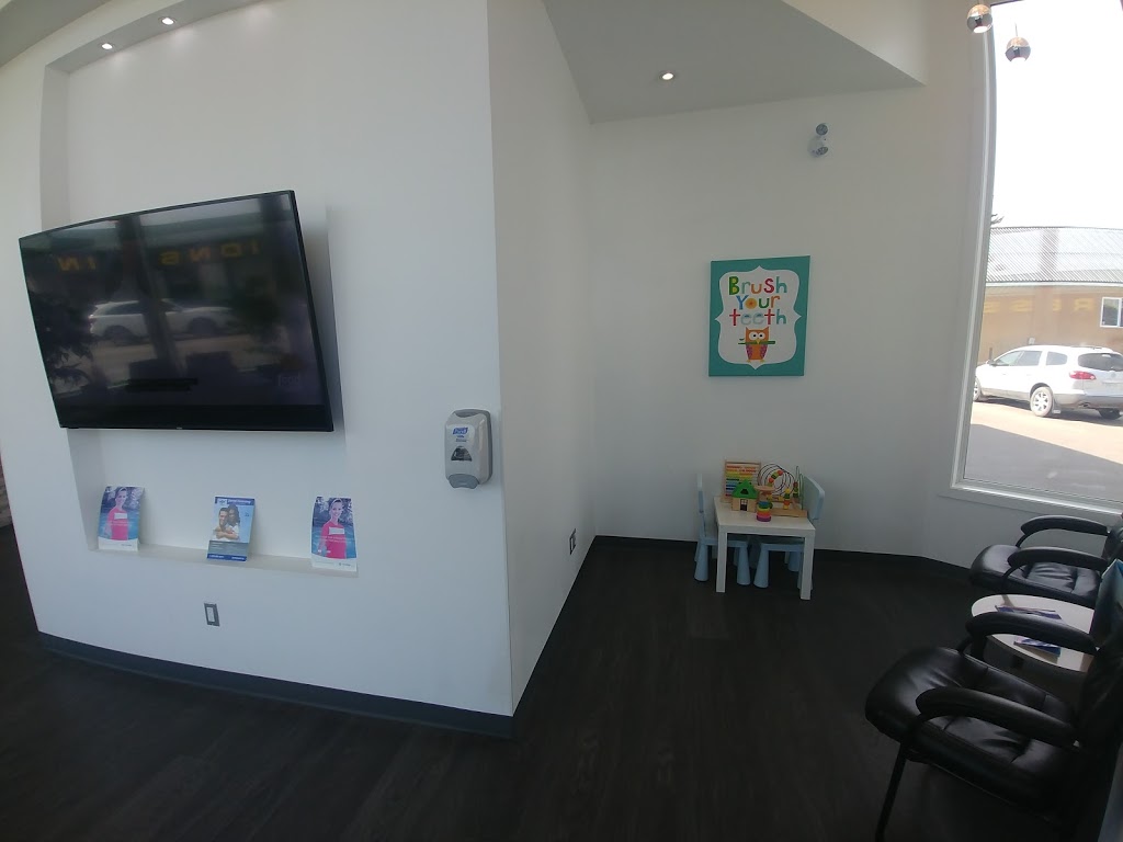 Aura Dental | 1709 Winnipeg St, Regina, SK S4P 1G1, Canada | Phone: (306) 205-1012