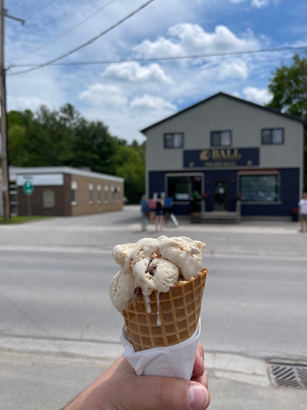 Calm N Ground | 127 Burleigh St, Apsley, ON K0L 1A0, Canada | Phone: (705) 656-4555