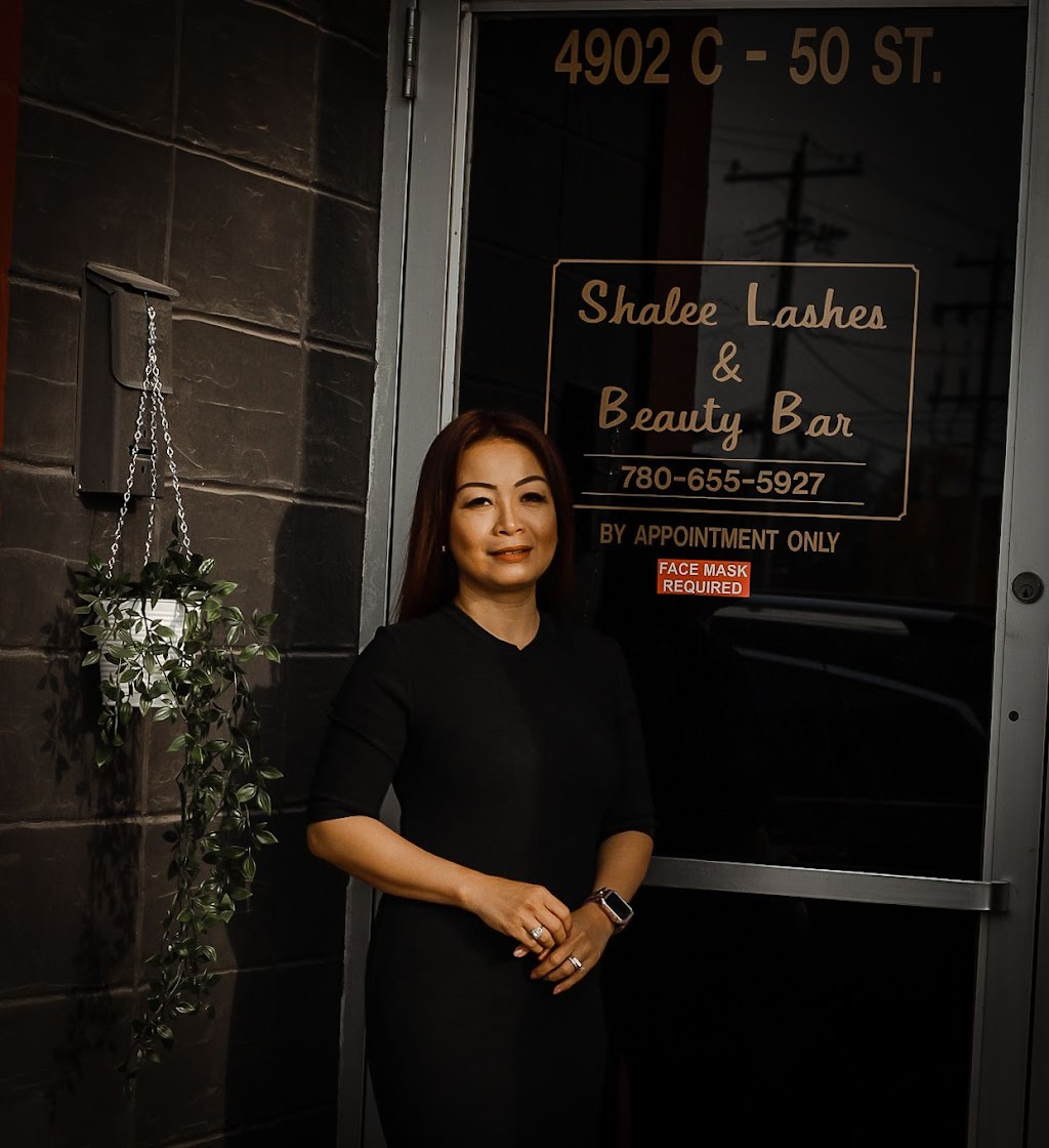 Lily Lash Boutique | 5710 47 St, Wetaskiwin, AB T9A 2R2, Canada | Phone: (780) 995-9363