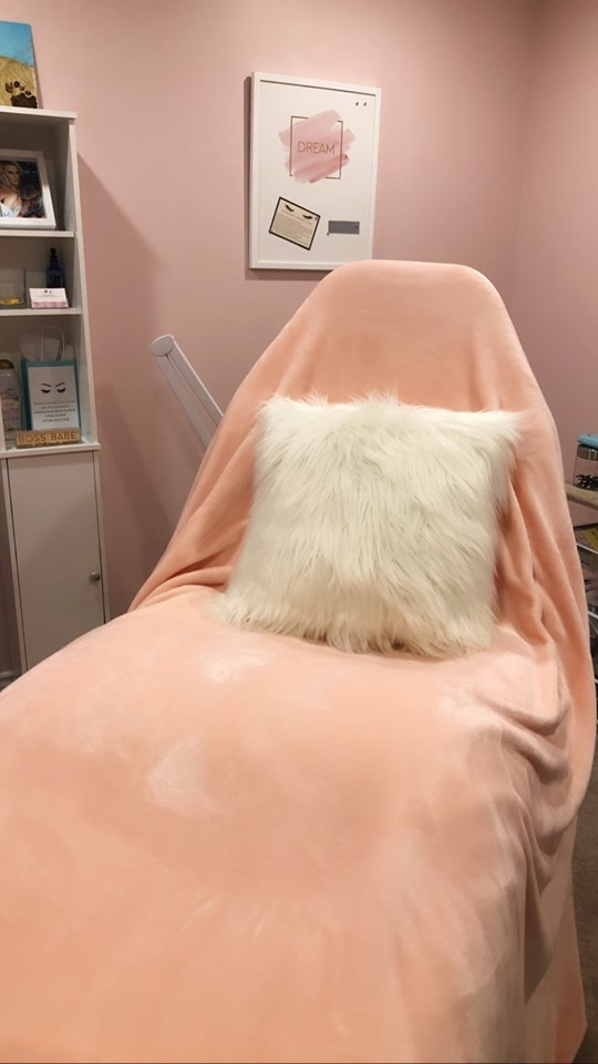 Sleeping Beauty Lash Lounge | 50 Jack Roach St, Bowmanville, ON L1C 0S6, Canada | Phone: (905) 259-1762