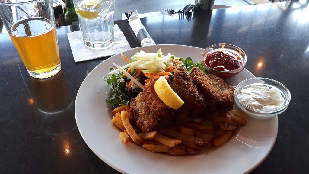 Smittys Oyster House | 643 School Rd, Gibsons, BC V0N 1V0, Canada | Phone: (604) 886-4665