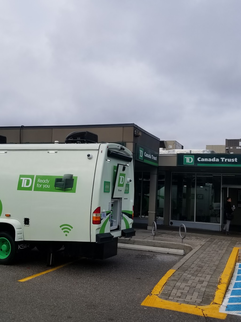 TD Canada Trust Branch and ATM | 2518 Bayview Ave, North York, ON M2L 1A9, Canada | Phone: (416) 444-4457