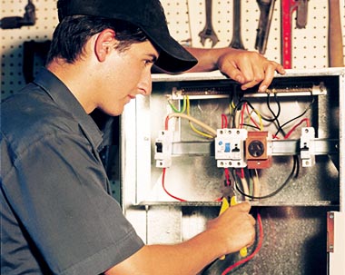 Casement Electric | 6323 Bowness Rd NW, Calgary, AB T3B 0E4, Canada | Phone: (403) 282-3443