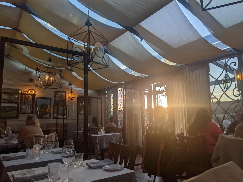 Il Mercato | 1595 Bedford Hwy, Bedford, NS B4A 3Y4, Canada | Phone: (902) 832-4531