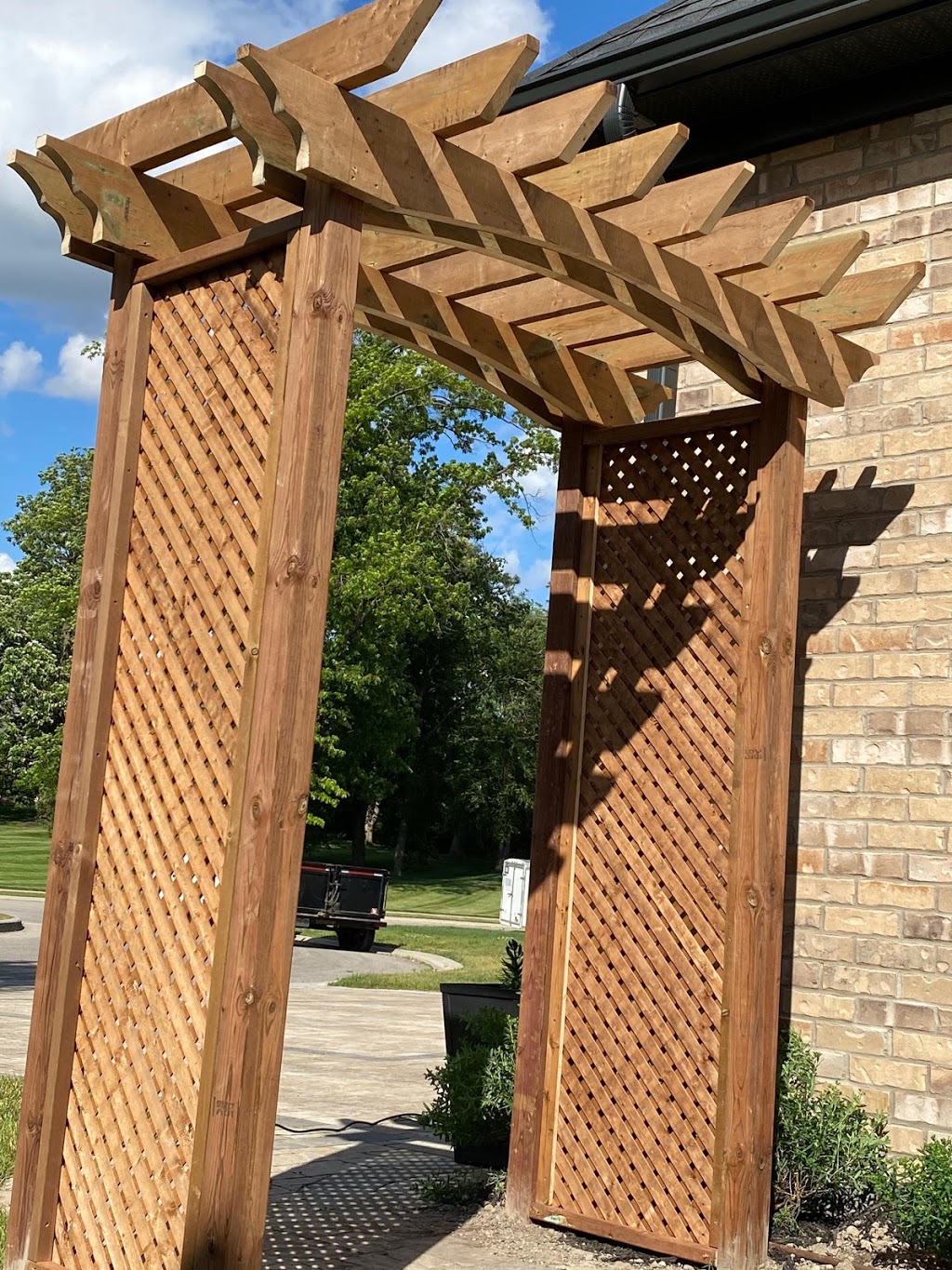 Star Fencing Inc | 235 Bathurst Dr Unit B, Waterloo, ON N2V 2E4, Canada | Phone: (519) 745-1900